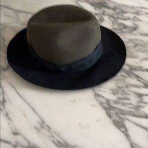 ZV felt hat dark green and black